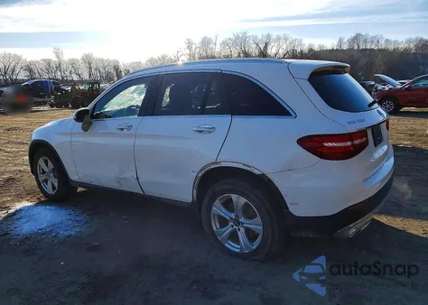 2018 Mercedes-Benz Glc 300 4Matic z USA, uszkodzony, nr VIN WDC0G4KB5JV114107